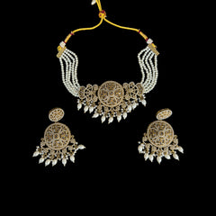Antique Gold-Plated Pearl Necklace with Mehndi Plating