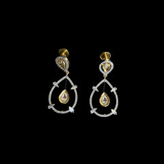 Royal Kundan Teardrop Earrings With 2 Tone– Gold & Diamond Finish